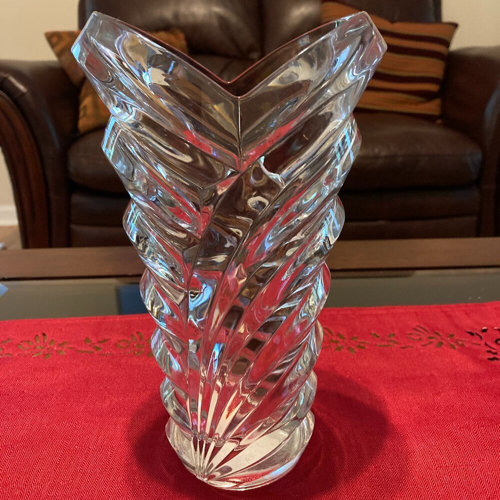 Mikasa Wyndham Vase